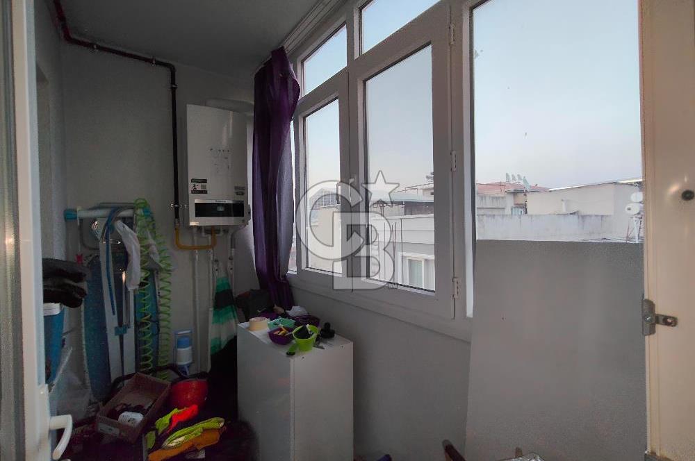 BORNOVA ÜMİT MAHALLESİ'NDE SATILIK GENİŞ 3+1 DAİRE