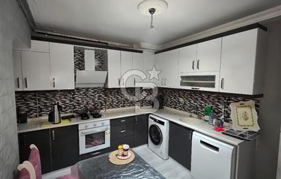 BORNOVA ÜMİT MAHALLESİ'NDE SATILIK GENİŞ 3+1 DAİRE