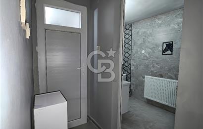 BORNOVA ÜMİT MAHALLESİ'NDE SATILIK GENİŞ 3+1 DAİRE