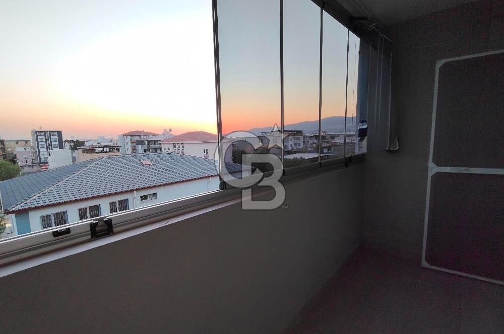 BORNOVA ÜMİT MAHALLESİ'NDE SATILIK GENİŞ 3+1 DAİRE