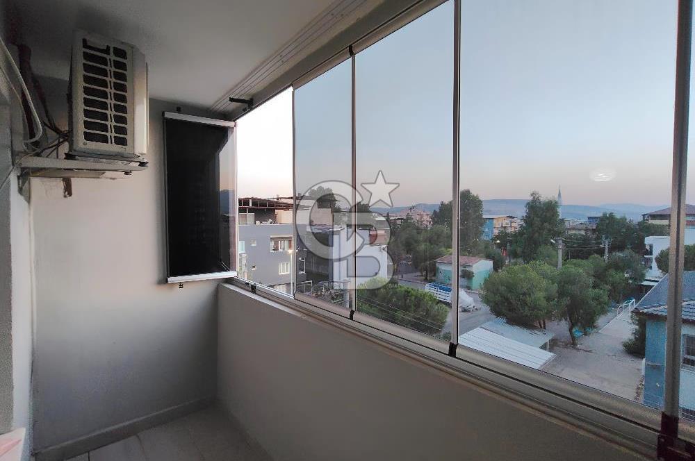 BORNOVA ÜMİT MAHALLESİ'NDE SATILIK GENİŞ 3+1 DAİRE