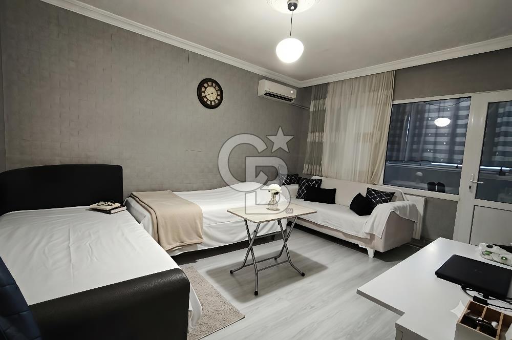 BORNOVA ÜMİT MAHALLESİ'NDE SATILIK GENİŞ 3+1 DAİRE