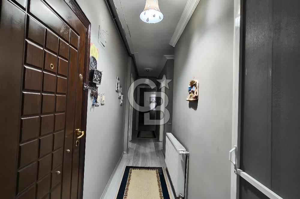BORNOVA ÜMİT MAHALLESİ'NDE SATILIK GENİŞ 3+1 DAİRE