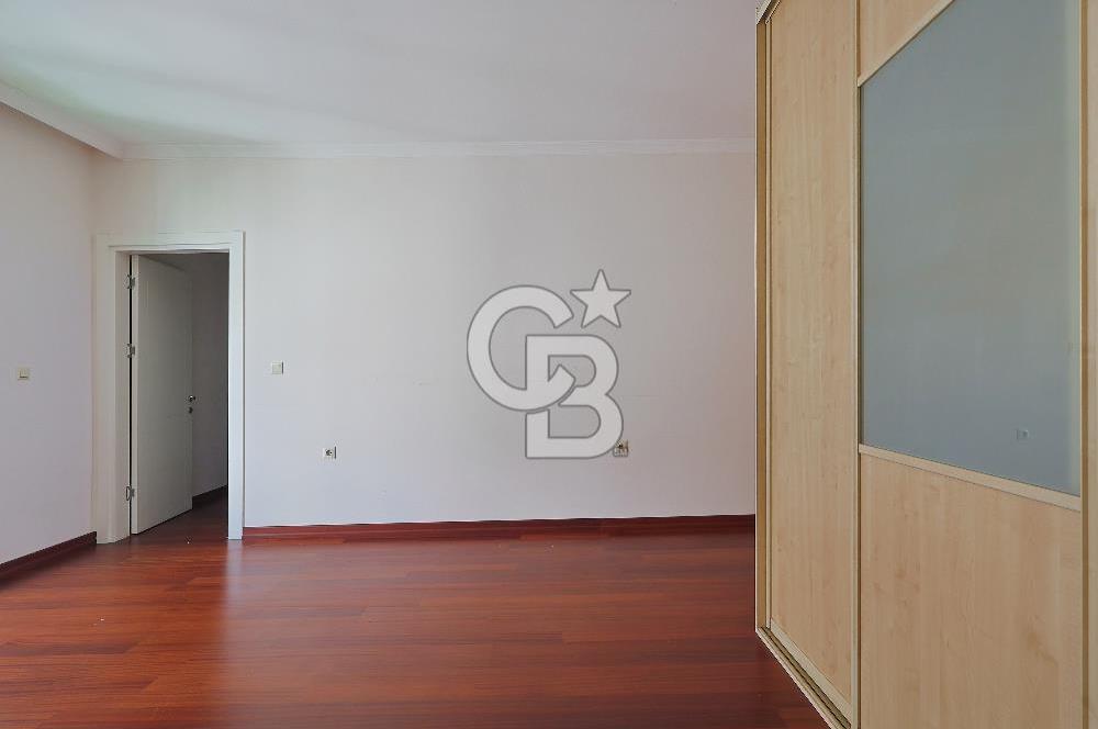 SUADİYE HASAN BEDRETTİN SOKAK'TA PRESTİJLİ KONUMDA SATILIK 3+1 DAİRE