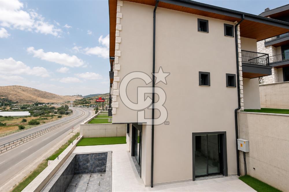 Emiralem Ramsa Port'ta Kiralık 6+1 Tripleks Müstakil Villa Özel Havuzlu  Geniş Bahçeli  Lüks Yaşam Site İçinde