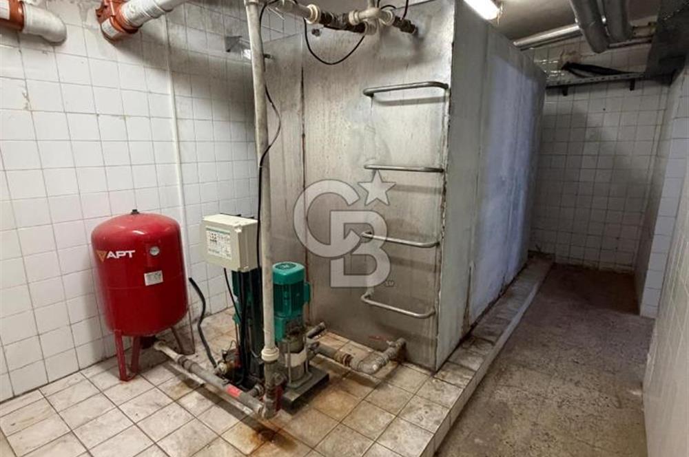 KIZILAY'DA MERKEZİ KONUMDA KOMPLE SATILIK BİNA