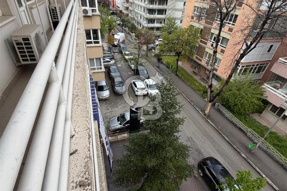 KIZILAY'DA MERKEZİ KONUMDA KOMPLE SATILIK BİNA