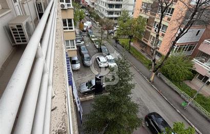 KIZILAY'DA MERKEZİ KONUMDA KOMPLE SATILIK BİNA