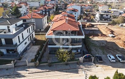 Bağbaşı'nda Satılık Triplex 5+1 300m2 Villa