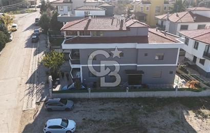 Bağbaşı'nda Satılık Triplex 5+1 300m2 Villa