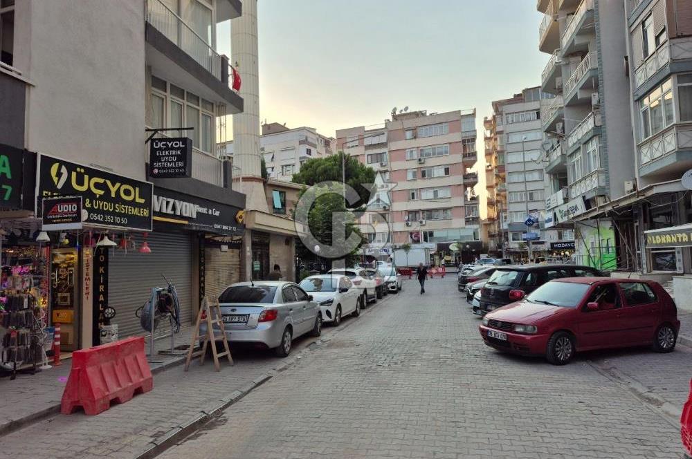 Karabağlar Bozyaka'da Satılık Dükkan (Batarlı & Bahçeli)