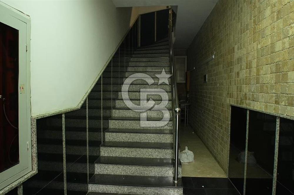Konak Fevzi Paşa'da Satılık 14 Dükkanlı İş Hanı