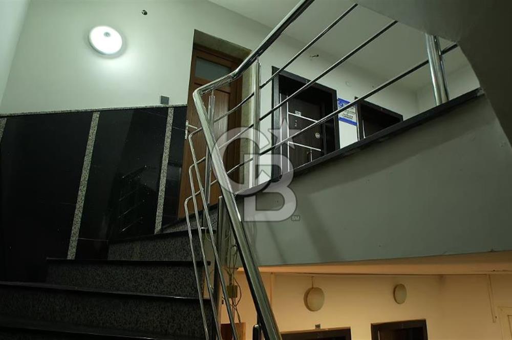 Konak Fevzi Paşa'da Satılık 14 Dükkanlı İş Hanı