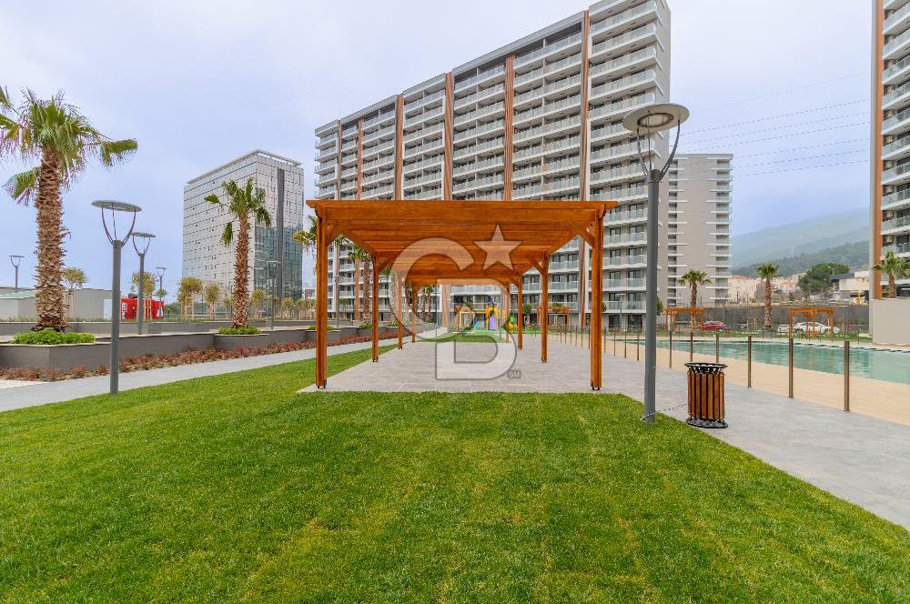 Manisa Meydan Sitesi Havuz Cephe Kiralık 1+1 Daire