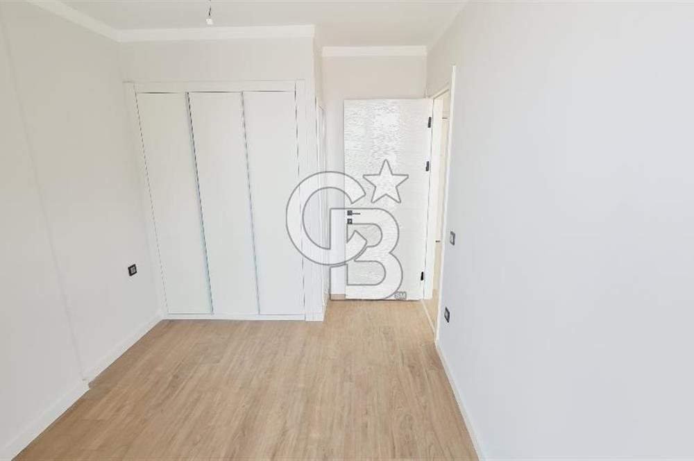 Manisa Meydan Sitesi Havuz Cephe Kiralık 1+1 Daire