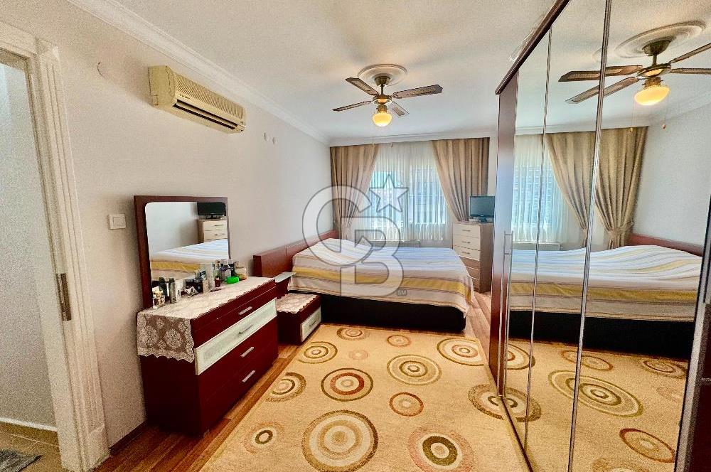 karşıyaka Dedebaşı Cadde Manzaralı, D.Gazlı Satılık 3+1 Daire