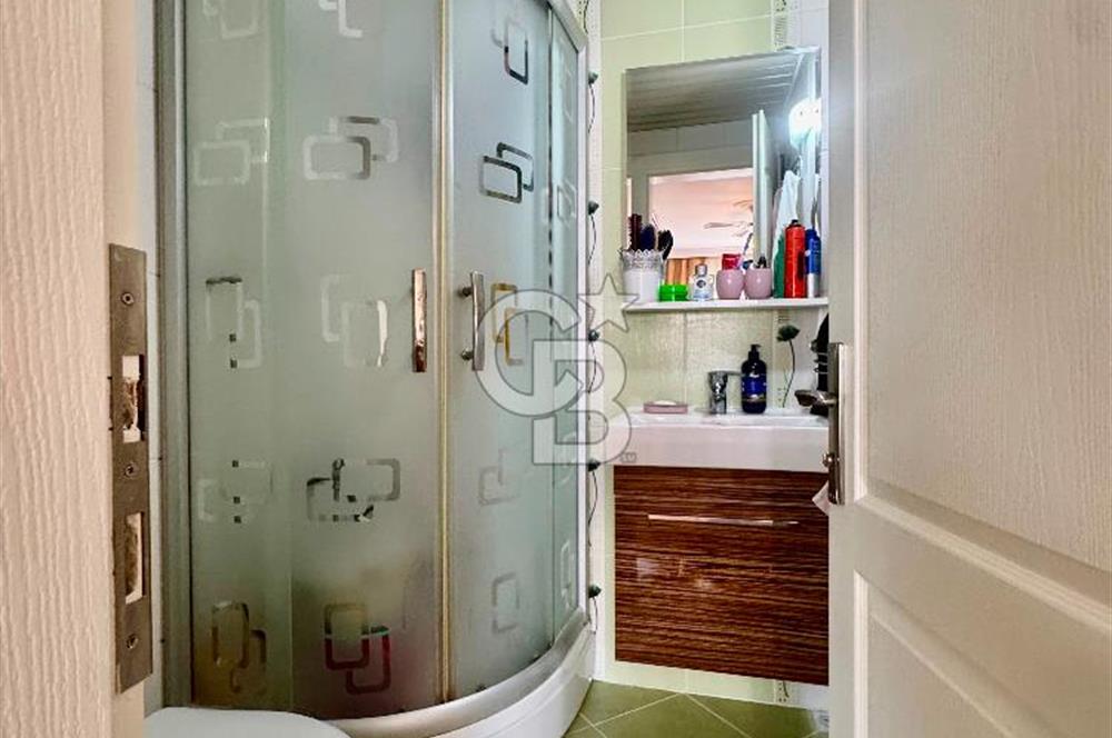 karşıyaka Dedebaşı Cadde Manzaralı, D.Gazlı Satılık 3+1 Daire