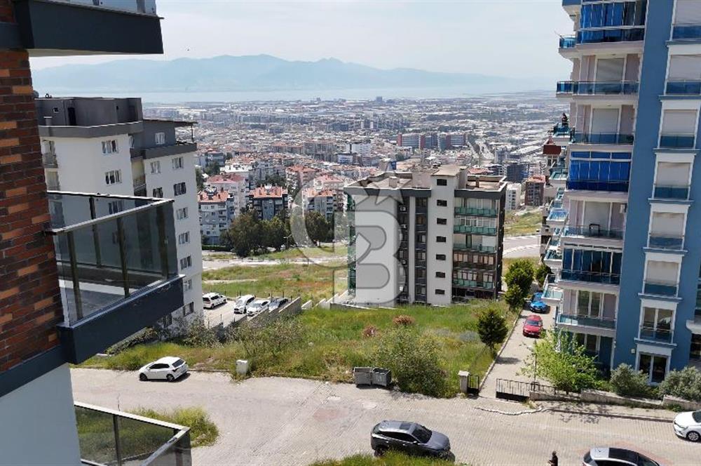 Çiğli Balatçık'ta Deniz Manzaralı  İmarı Arsa