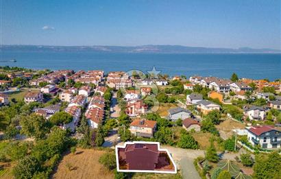 YALOVA KAYTAZDERE'DE ÖZEL MİMARİ MÜSTAKİL LÜKS VİLLA