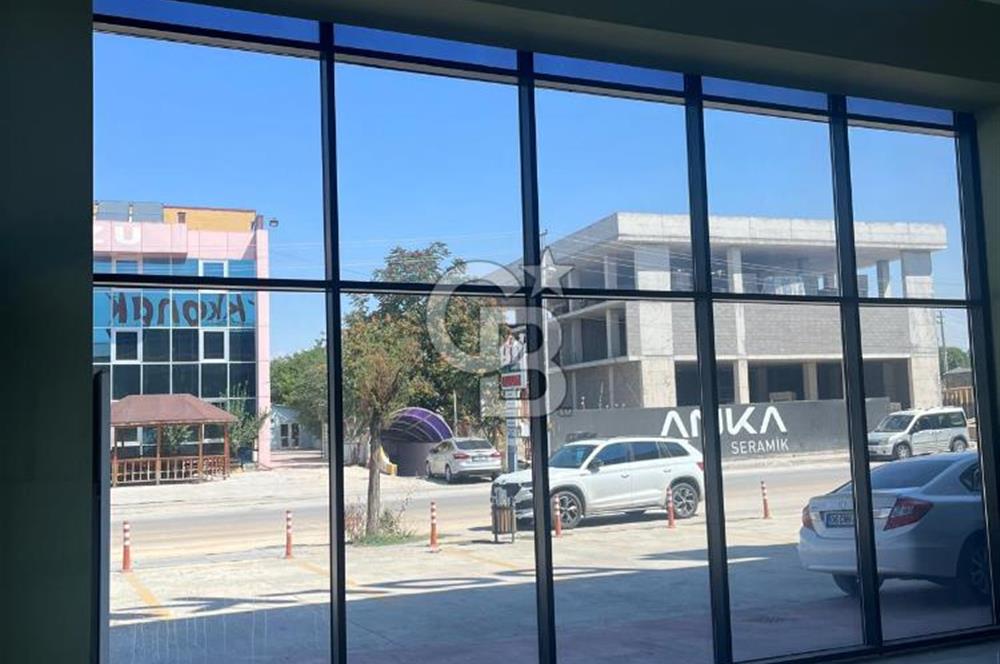 Sincan, Park Konak Center Girişinde, Mükemmel Konumlu Köşe Dükkan