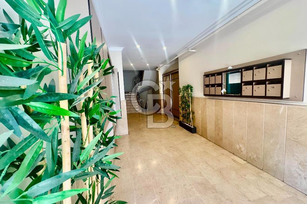 karşıyaka Dedebaşı Cadde Manzaralı, D.Gazlı Satılık 3+1 Daire