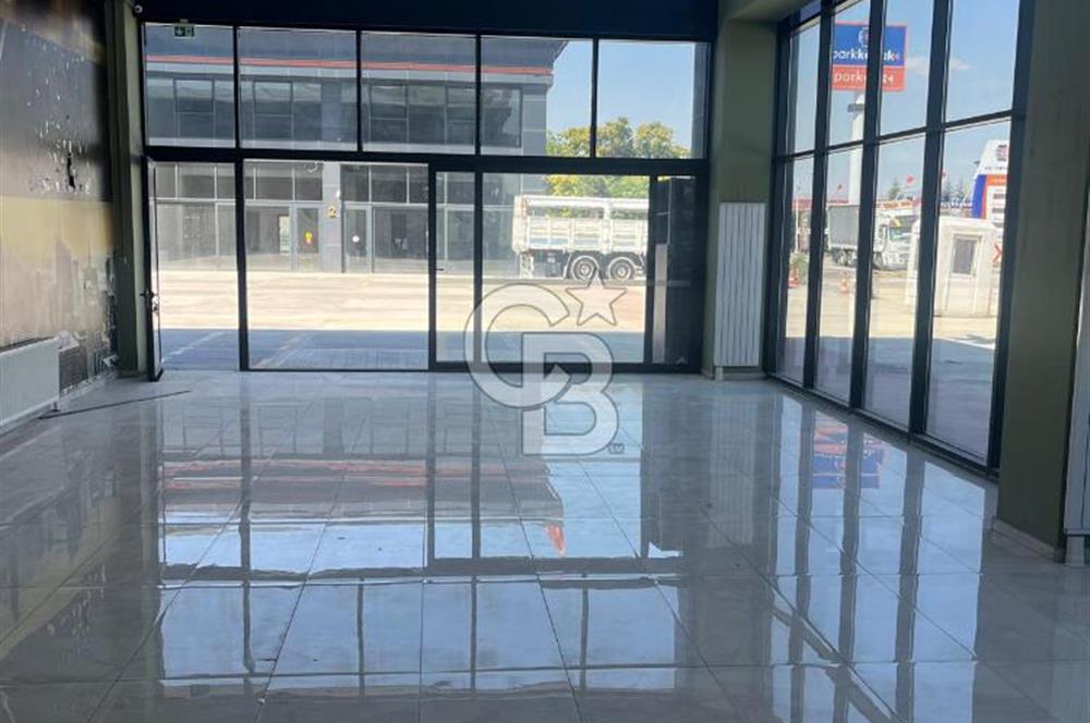 Sincan, Park Konak Center Girişinde, Mükemmel Konumlu Köşe Dükkan