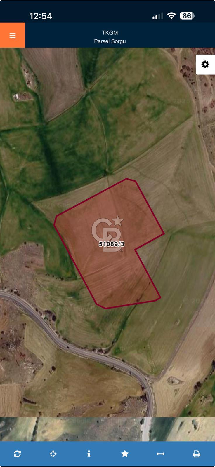 KUSUNLARDA SATILIK 200 M2 ARSA