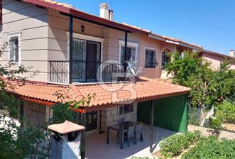 SEFERİHİSAR DOĞANBEY ATATÜRK MH'DE FULL EŞYALI FULL TADİLATLI ŞÖMİNELİ DENİZE YÜRÜME MESAFELİ DUBLEX  - 1 - 365920