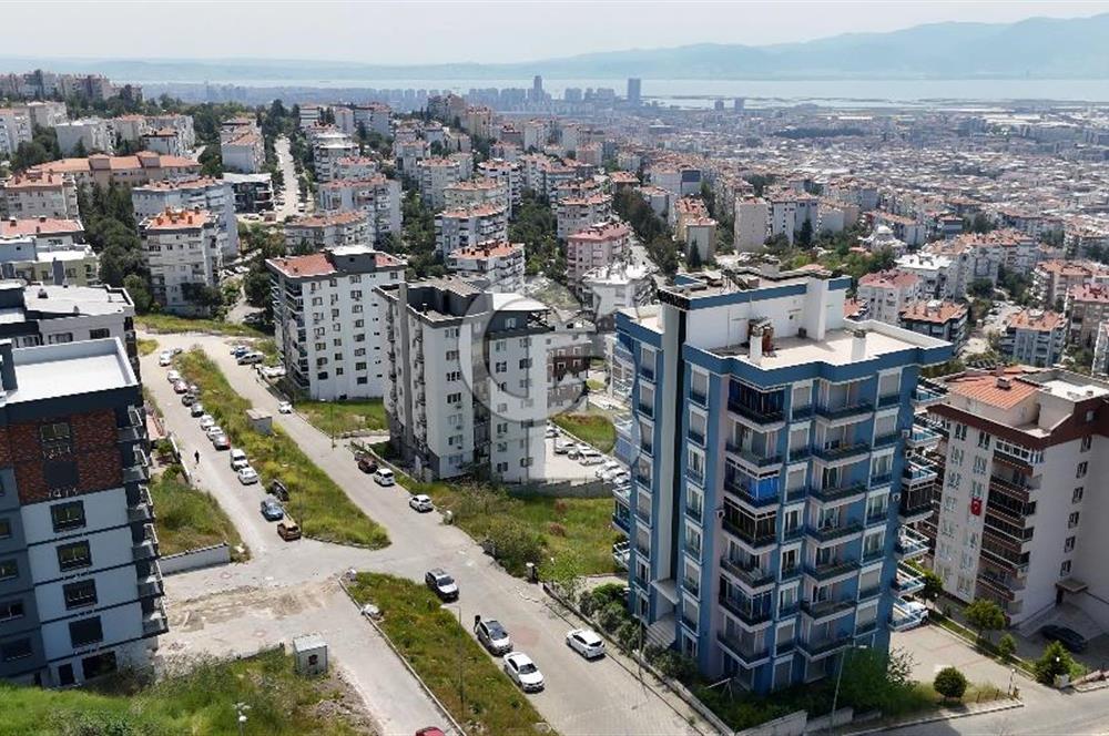 Çiğli Balatçık'ta Deniz Manzaralı  İmarı Arsa