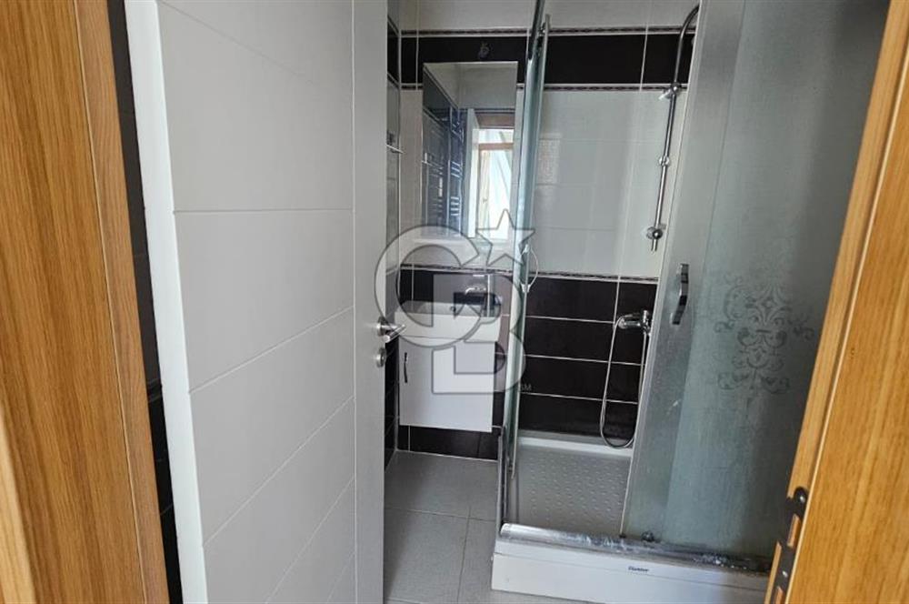 Kartal Atalarda Ebeveyn Banyolu 3+1 Kiralık Daire