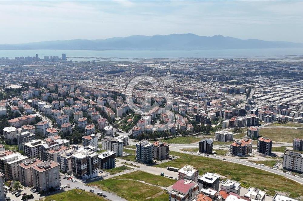 Çiğli Balatçık'ta Deniz Manzaralı  İmarı Arsa