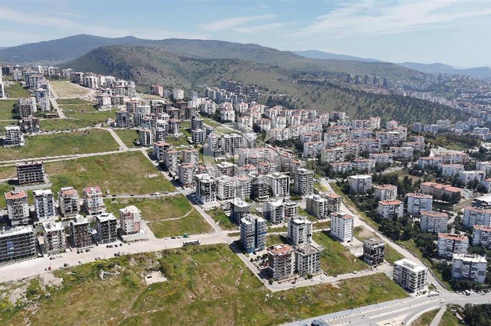 Çiğli Balatçık'ta Deniz Manzaralı  İmarı Arsa