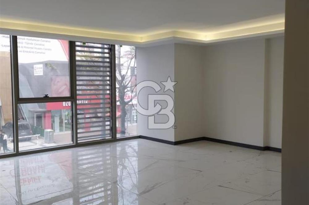 ALEMDAĞ CADDESİ ÜZERİNDE PLAZA DA SATILIK OFİS KATI