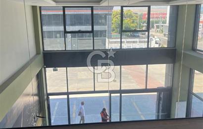 Sincan, Park Konak Center Girişinde, Mükemmel Konumlu Köşe Dükkan