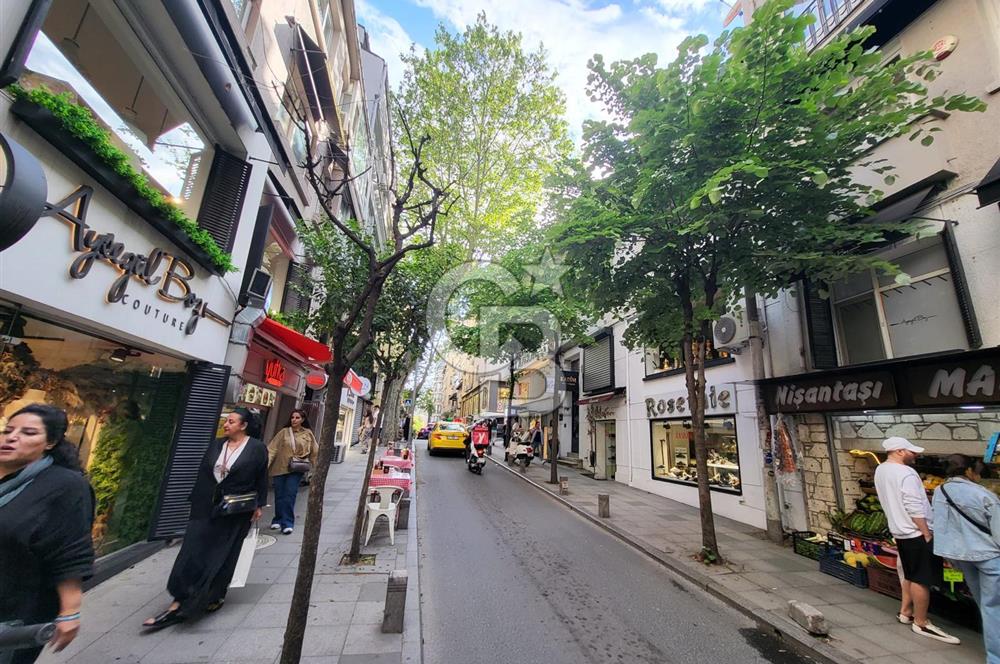 Nişantaşı Teşvikiye'de Devren Kiralık Mağaza