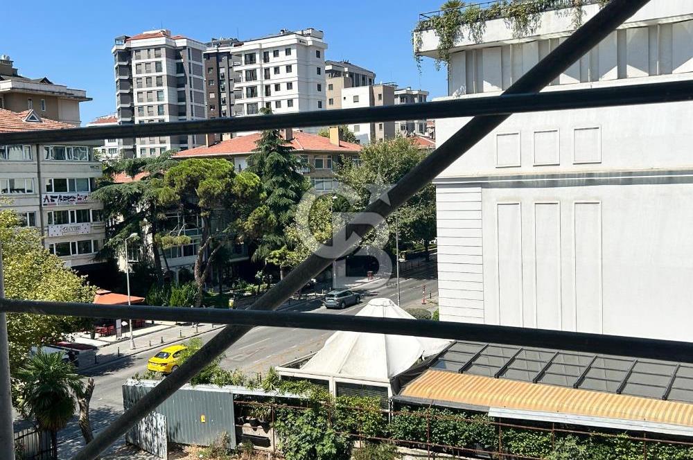 Bağdat caddesi üzerinde 3+1 sıfır balkonlu iş yeri
