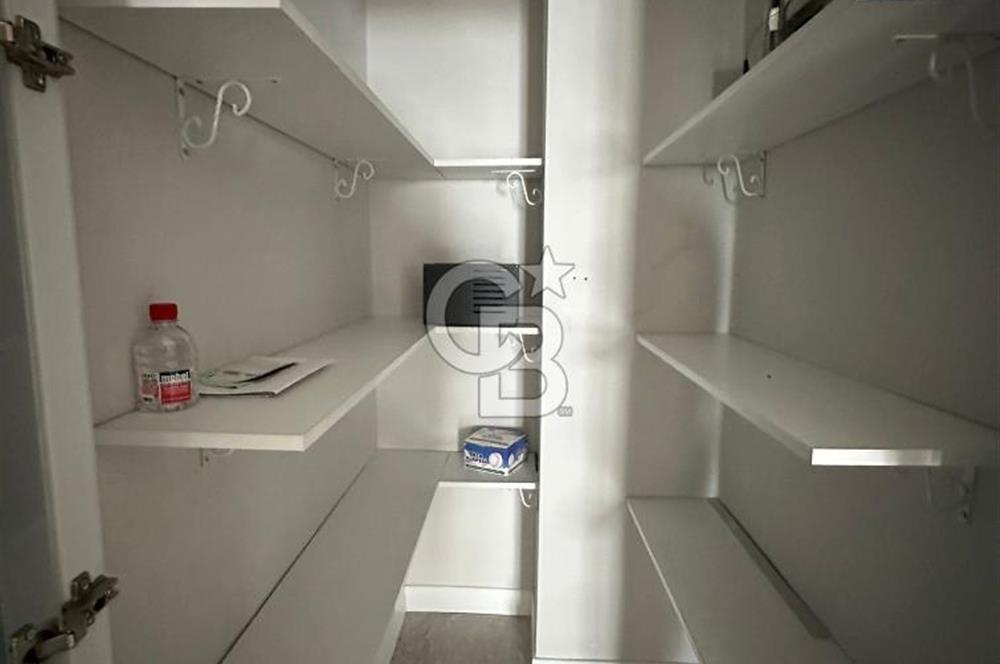 MEYDAN PARK'TA ARA KAT, KİLERLİ, DEPOLU, 4+1 KİRALIK DAİRE