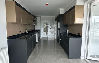 MEYDAN PARK'TA ARA KAT, KİLERLİ, DEPOLU, 4+1 KİRALIK DAİRE