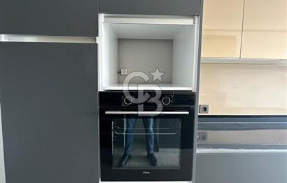 MEYDAN PARK'TA ARA KAT, KİLERLİ, DEPOLU, 4+1 KİRALIK DAİRE