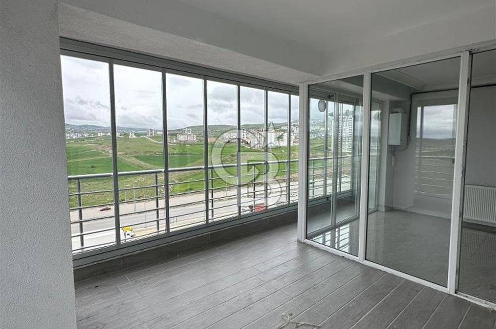 MEYDAN PARK'TA ARA KAT, KİLERLİ, DEPOLU, 4+1 KİRALIK DAİRE