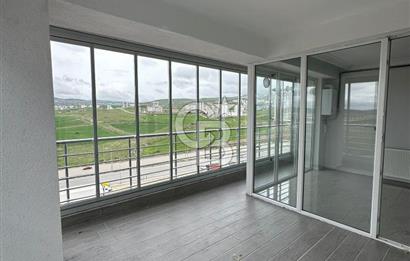 MEYDAN PARK'TA ARA KAT, KİLERLİ, DEPOLU, 4+1 KİRALIK DAİRE