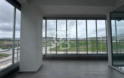 MEYDAN PARK'TA ARA KAT, KİLERLİ, DEPOLU, 4+1 KİRALIK DAİRE