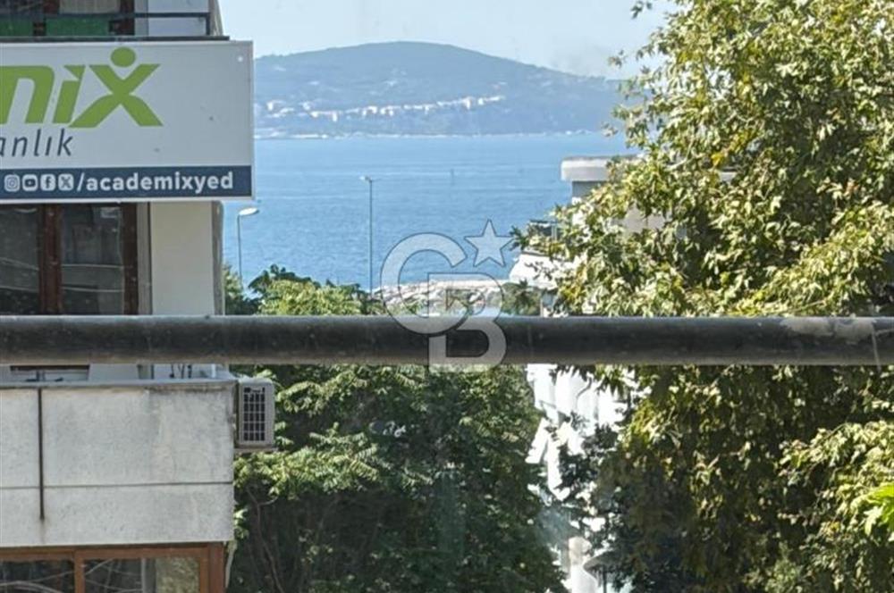 Bağdat caddesi üzerinde 3+1 sıfır balkonlu iş yeri