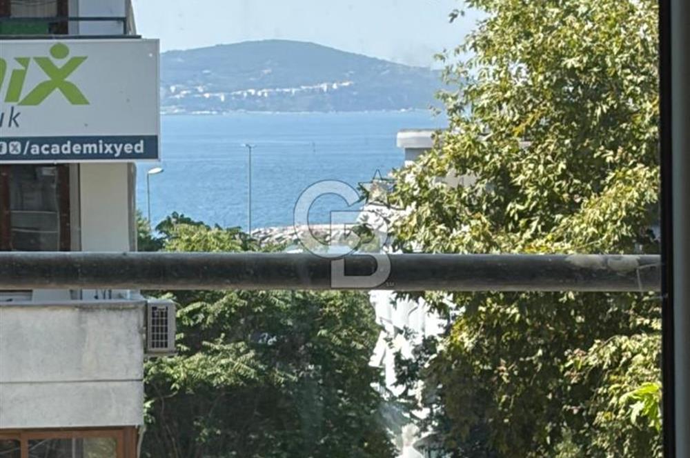 Bağdat caddesi üzerinde 3+1 sıfır balkonlu iş yeri