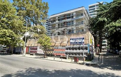 Bağdat caddesi üzerinde 3+1 sıfır balkonlu iş yeri