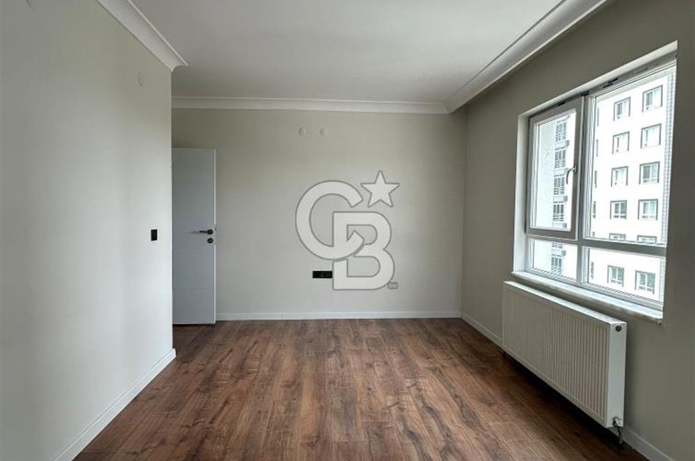 MEYDAN PARK'TA ARA KAT, KİLERLİ, DEPOLU, 4+1 KİRALIK DAİRE