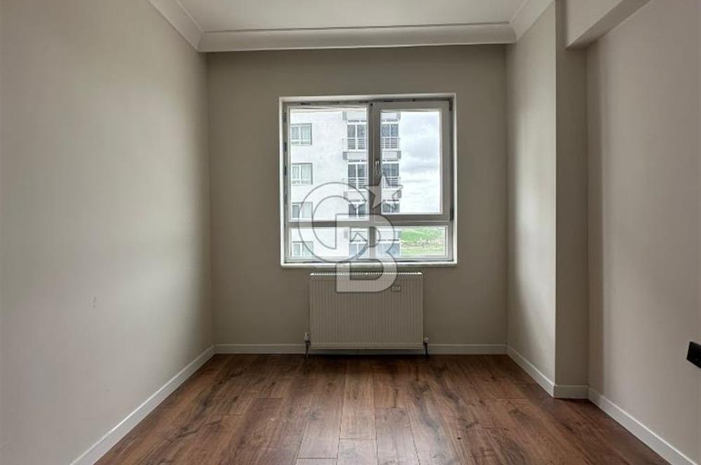 MEYDAN PARK'TA ARA KAT, KİLERLİ, DEPOLU, 4+1 KİRALIK DAİRE