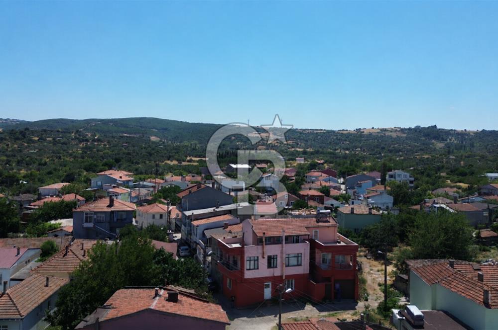 Çardak'ta 347,57 m² Arsa İçerisinde 3 Daireli Müstakil Satılık Bina