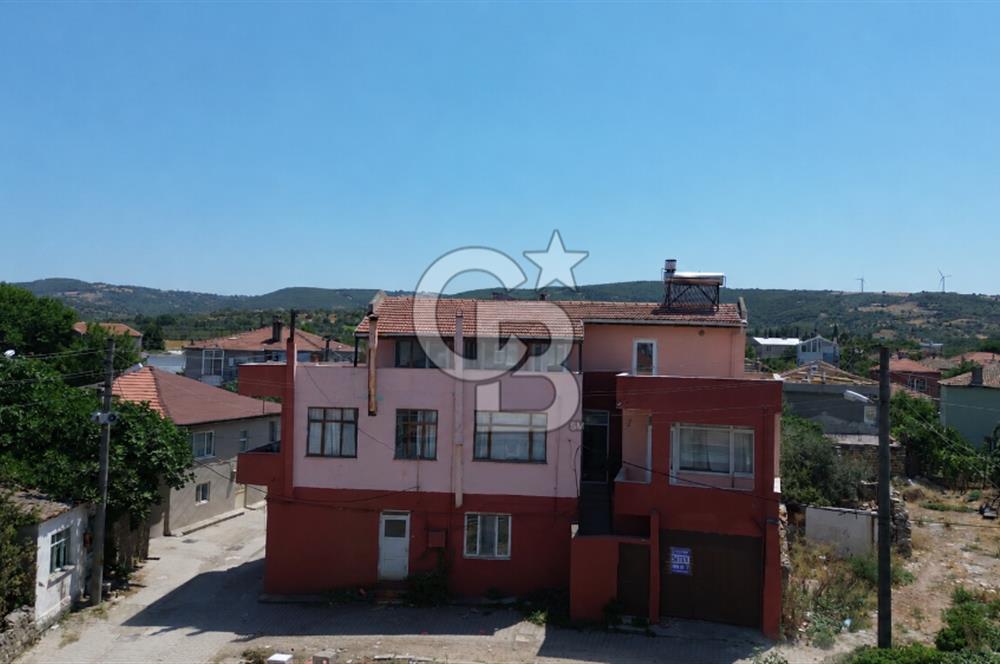 Çardak'ta 347,57 m² Arsa İçerisinde 3 Daireli Müstakil Satılık Bina