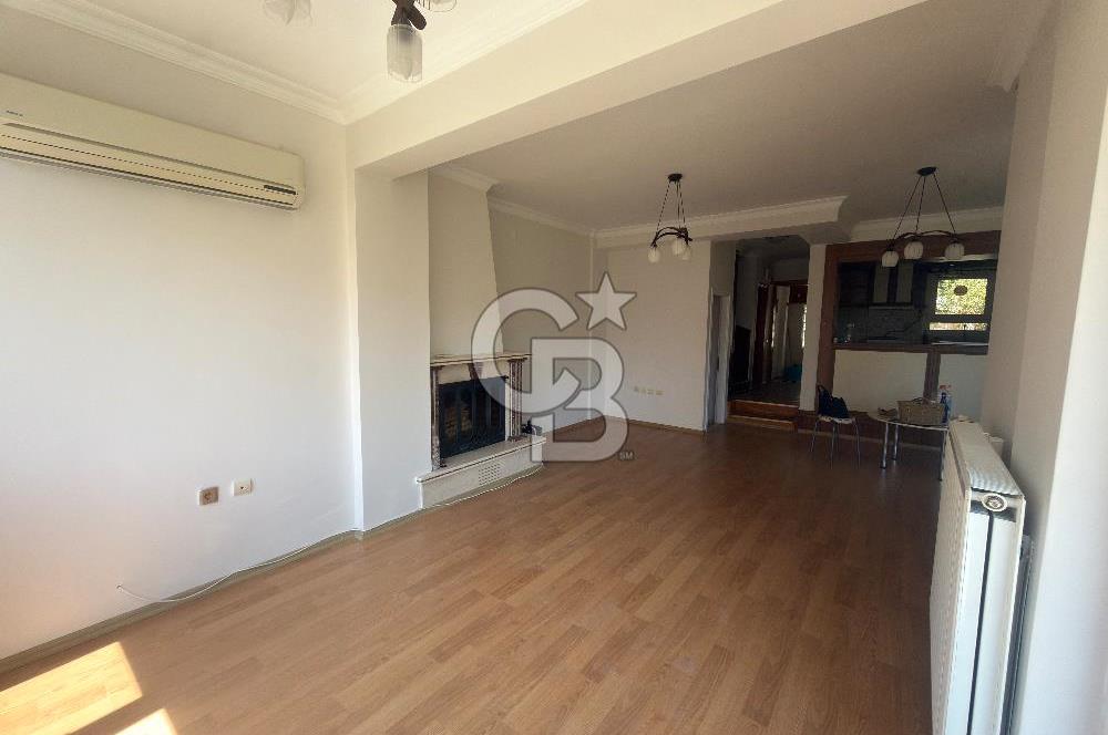 Guzelbahçe Kahramandere’de bahçeli teraslı şöminelı villa